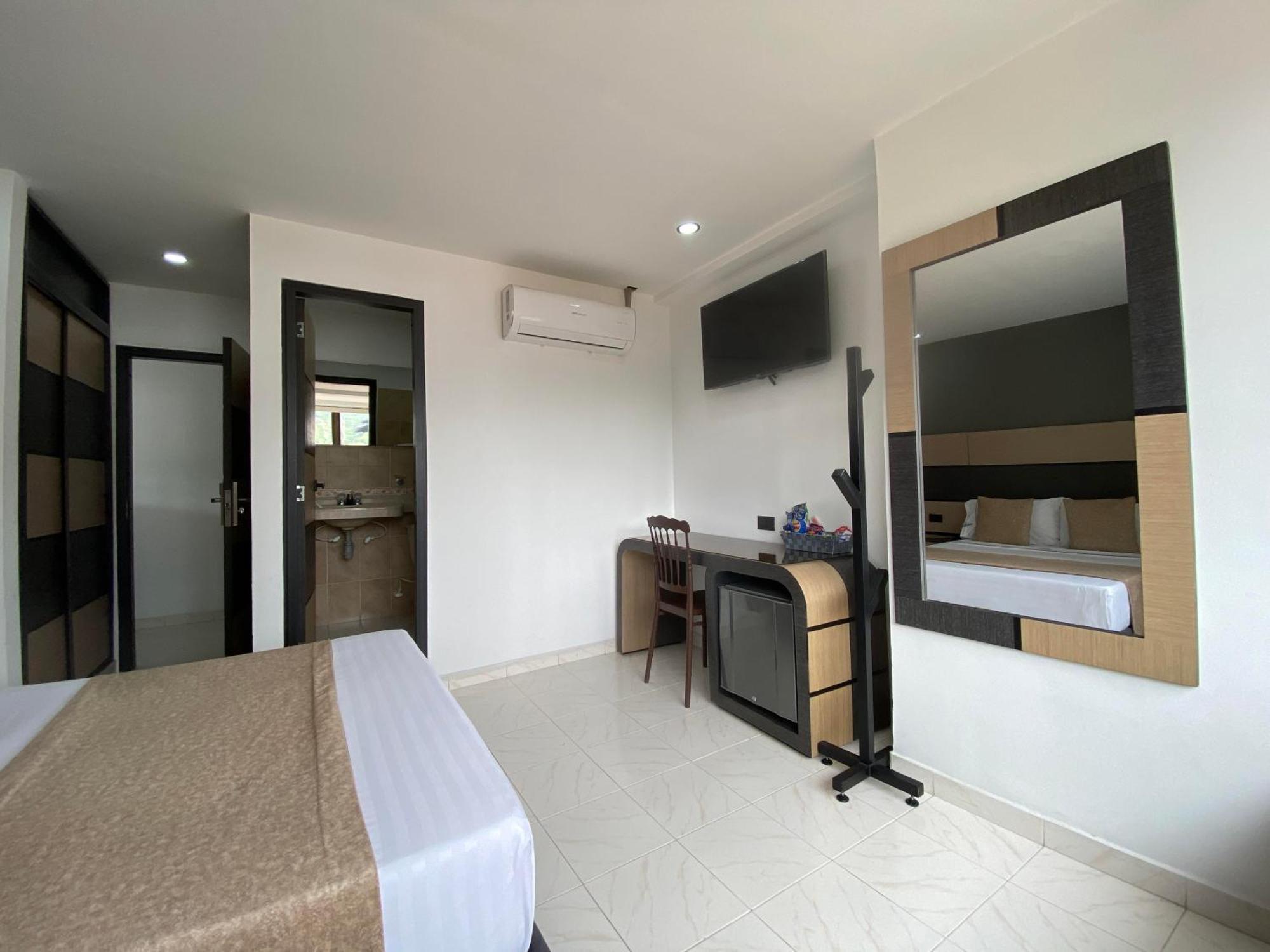 Hotel Plaza Real Ocaña 외부 사진